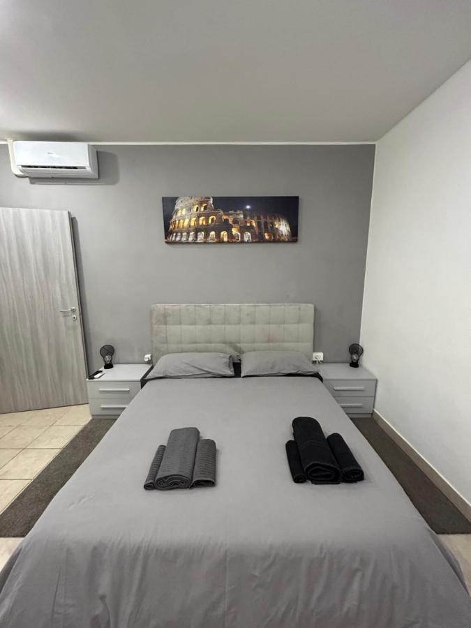 Alex Rhome Apartment Roma Exterior foto
