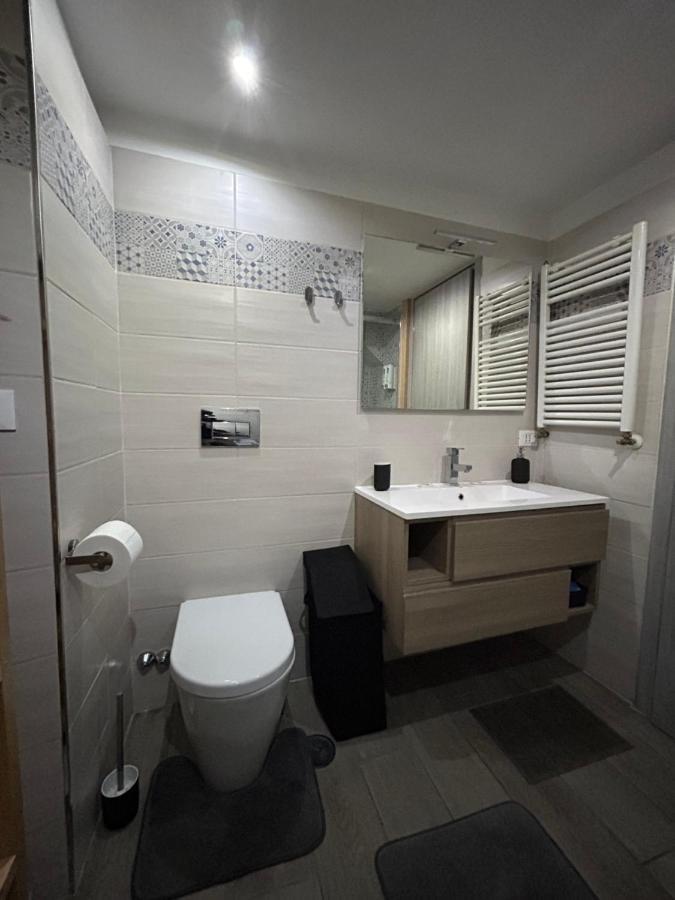 Alex Rhome Apartment Roma Exterior foto